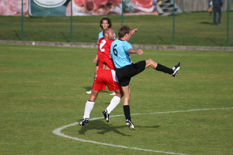 gal/08. Spieltag- SV Reischach-Rasen/2006-10-24 - SVR gg. Rasen-Antholz 083.jpg